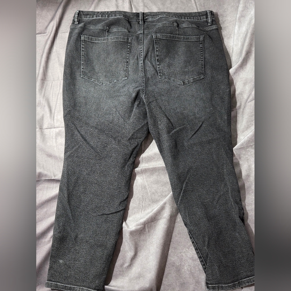 Lane Bryant Signature Fit Mid Rise Skinny Black Jeans Plus Size 26P EUC - Picture 8 of 9